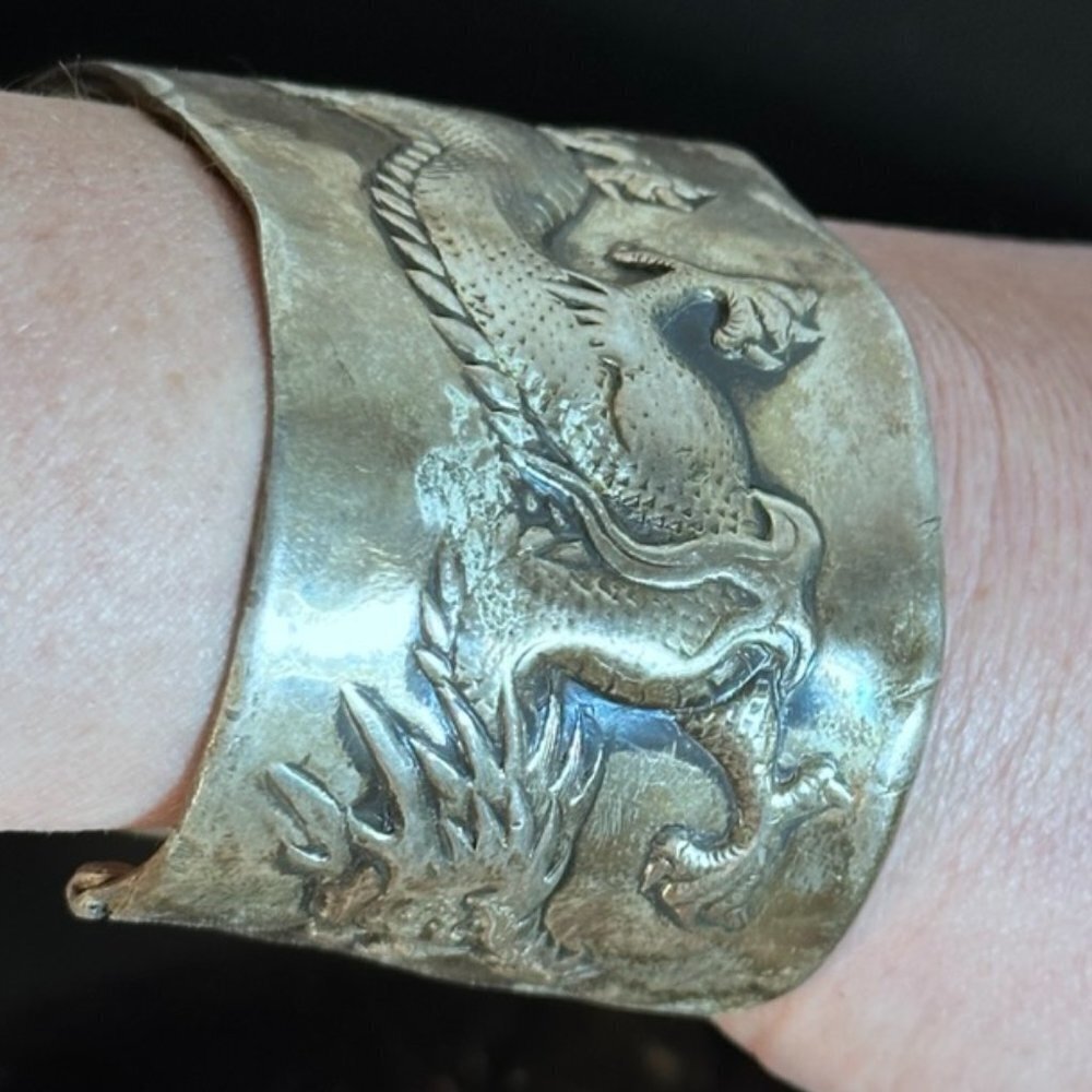 Chinese Dragon Sterling Silver 925 Cuff Bracelet Wan Nam Hong Kong Rare Antique